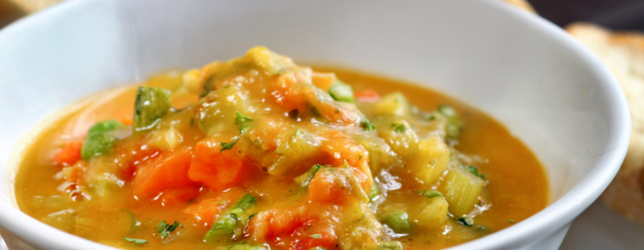 sopa de legumes e curry